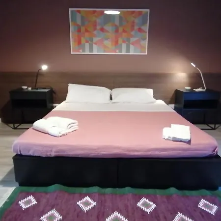 Inner De Luxe * Catania